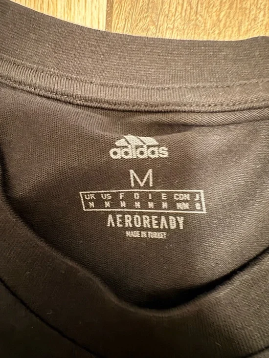 adidas Men USA Volleyball SHIRT - Picture 3 of 6